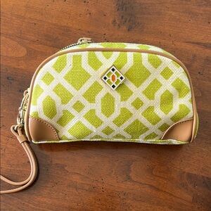 Spartina Green and Tan Patterned Women's wristlet